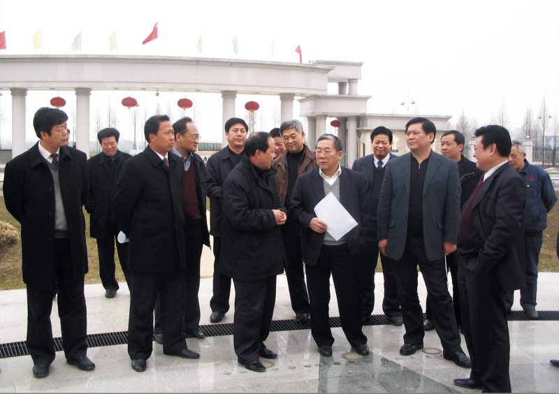 2006年2月12日，湖北省常務副省長(cháng)周堅衛到(dào)公司調研
